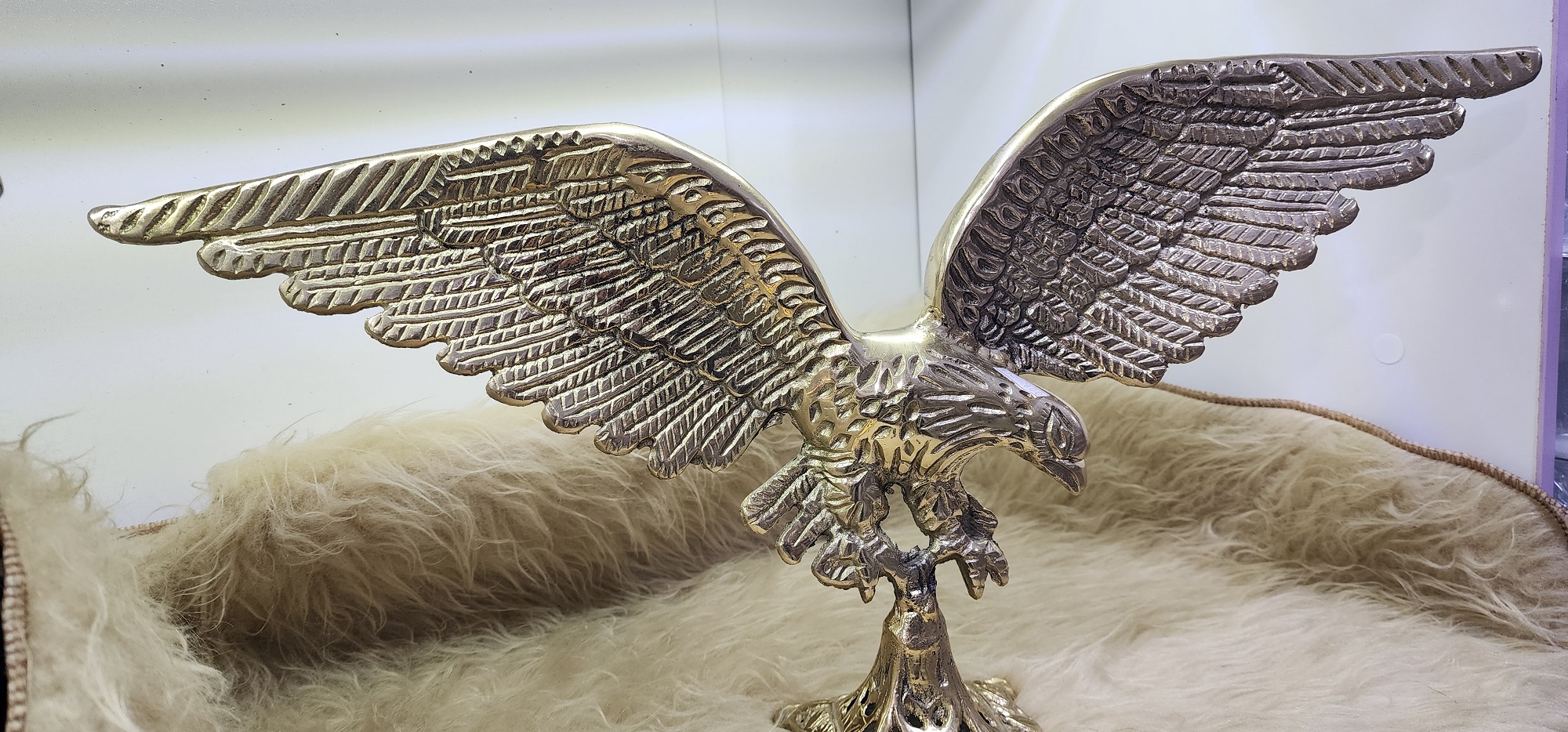 مجسمه عقاب بال باز بزرگ برنزي